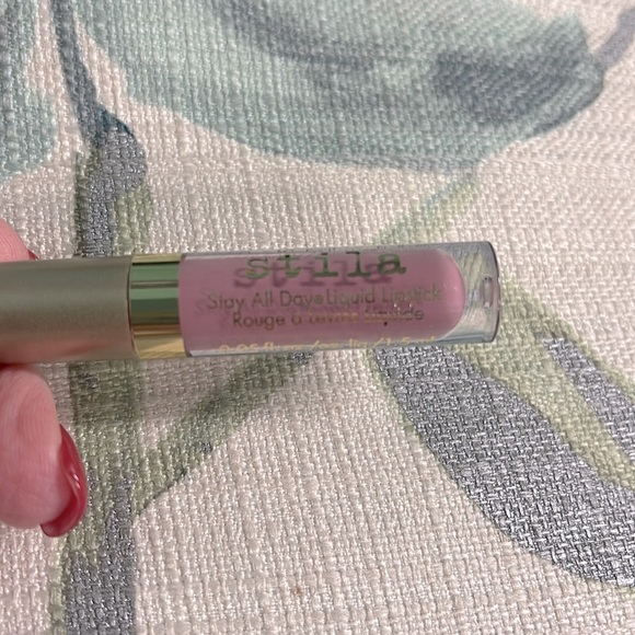 NEW STILA STAY ALL DAY LIQUID LIPSTICK BACI NUDE PINK MINI TRAVEL SIZE 1.5 ml - Picture 10 of 12